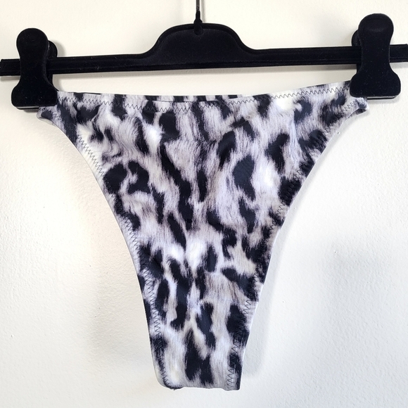 New Norma Kamali Sunglass Bikini Bra & Luca Bottoms In Abstract Leopard NWT XS - Picture 15 of 16
